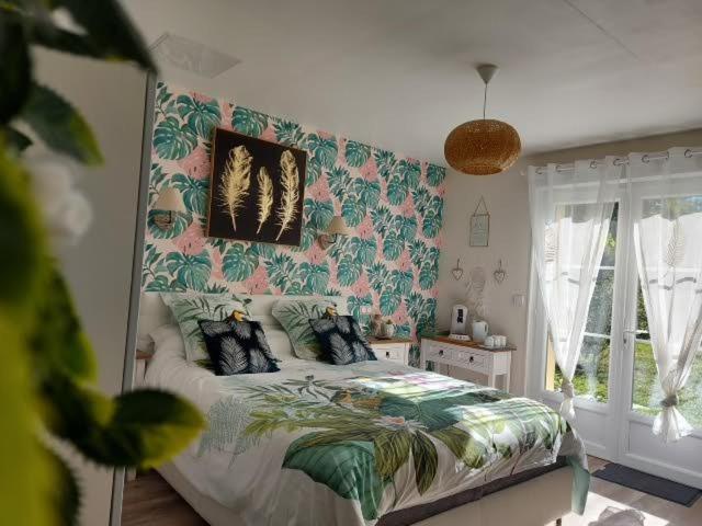 Les Nids De La Baie Bed & Breakfast Favieres  Bagian luar foto